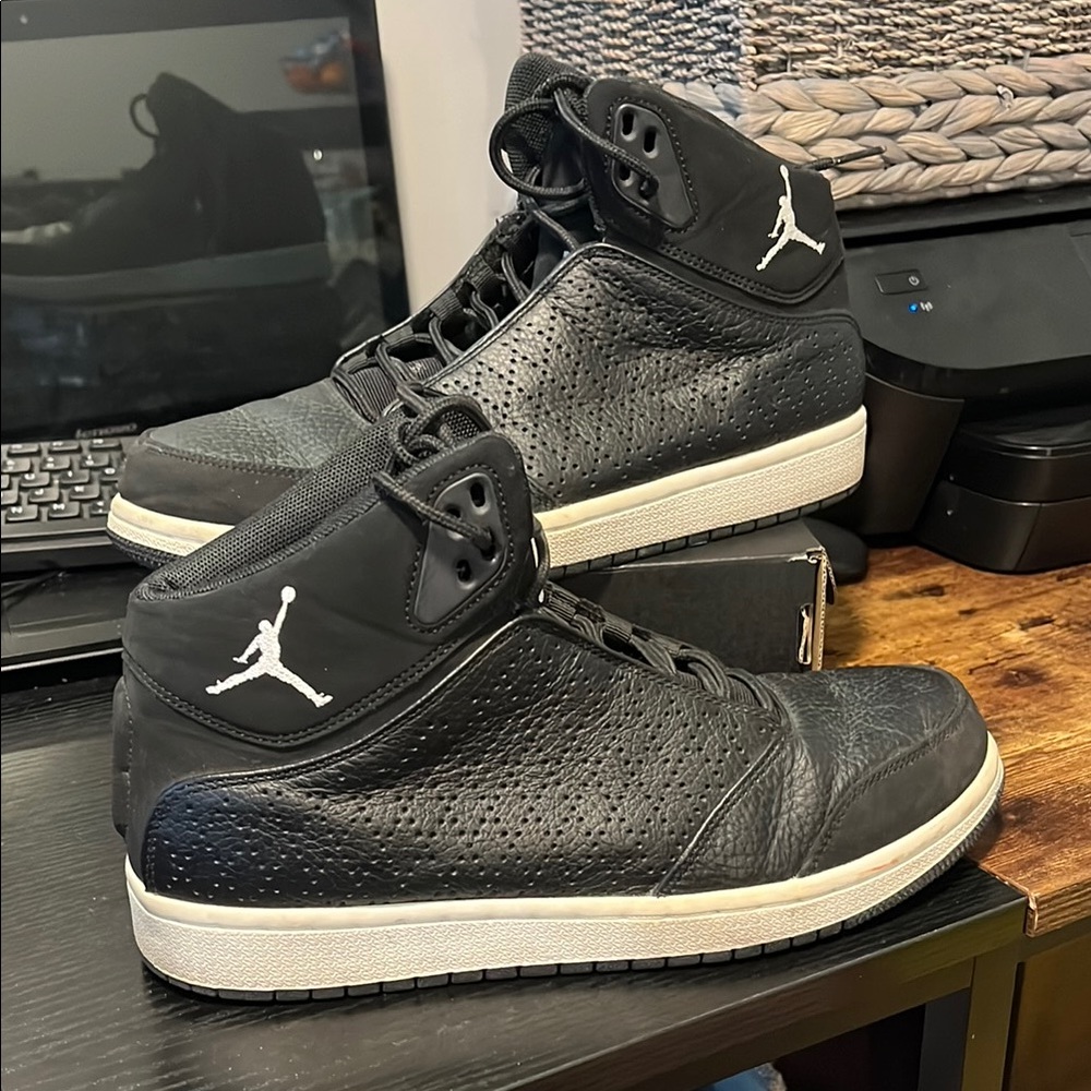 Nike Jordan 1 Flight 5 Premium Black, size 8.5 881434-020 🔥